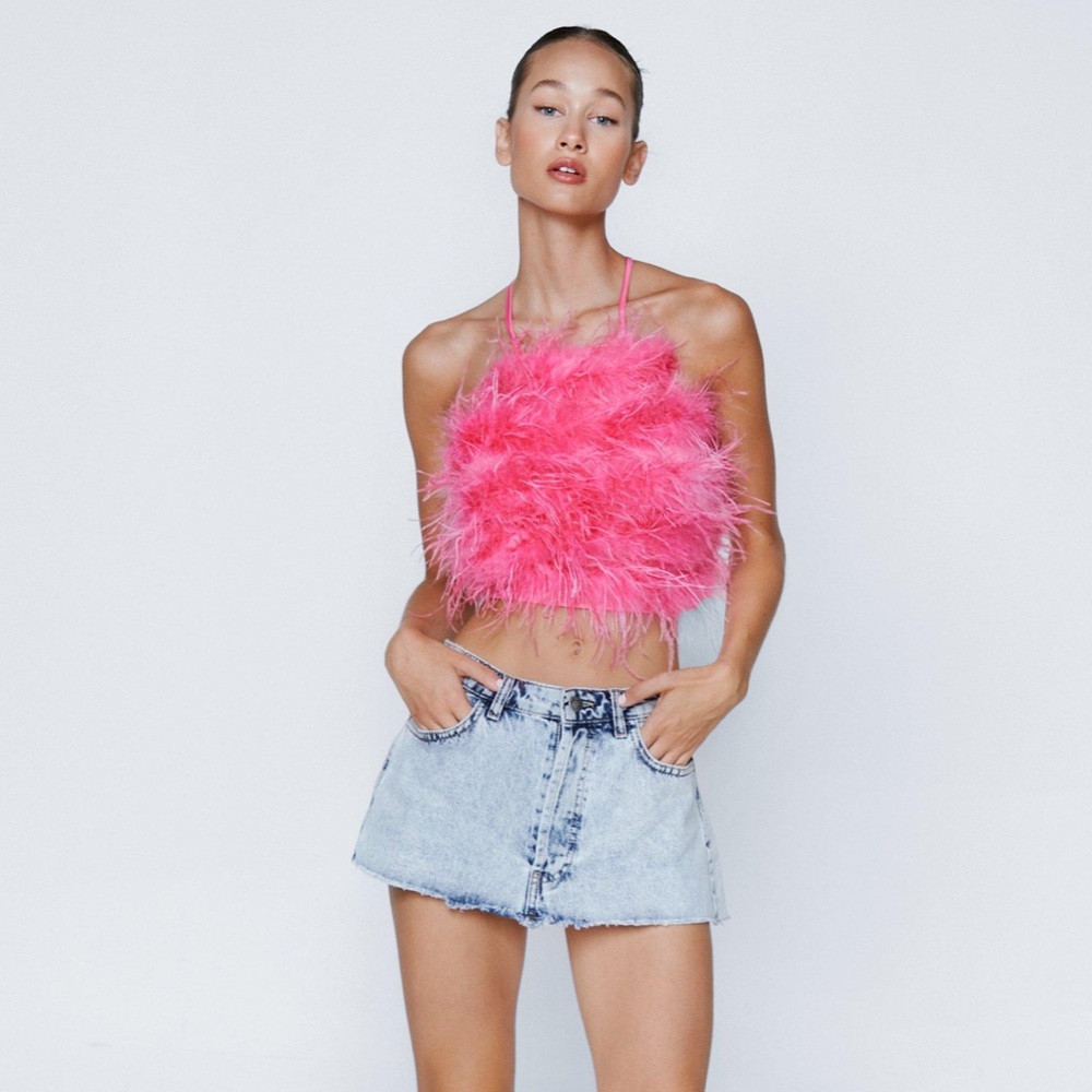 NastyGal Feather Halter Neck Crop Top in Women’s Size 8 - Picture 2 of 6